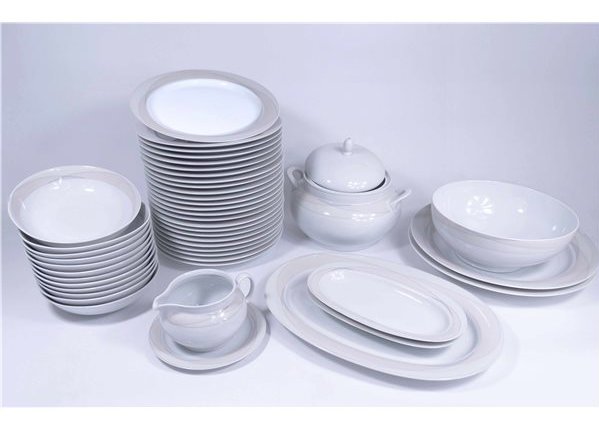service de table cafe et dessert en porcelaine de baviere 12 personnes