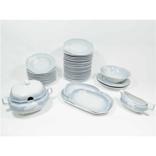 service de table cafe et dessert en porcelaine de baviere 12 personnes