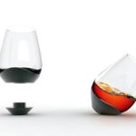 verre a eau penche