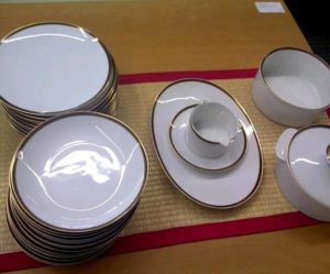 service de table design blanc