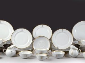service de table en porcelaine blanche