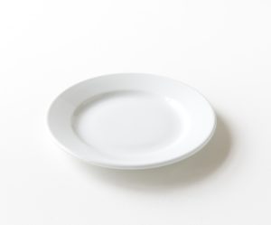 assiette plate blanche porcelaine