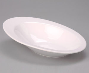 assiette creuse pour four