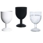 verre a pied noir plastique