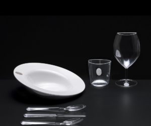 assiette creuse inclinee