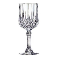 verre a eau sur pied