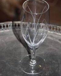 verre a pied fin
