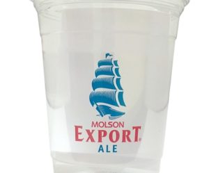 verre a biere en plastique