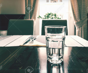 verre a eau table